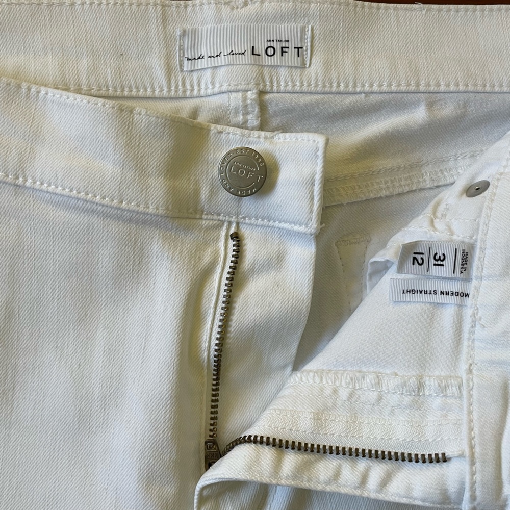 *NWOT* LOFT | White Straight Leg Modern Fit Cuffed Jeans/Pants - Picture 11 of 15